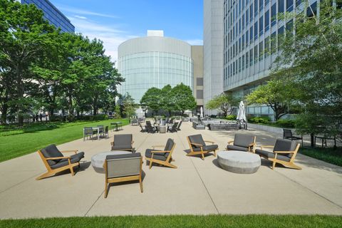 Tiny photo for 500 W Superior Street #602, Chicago, IL 60654 (MLS # 12518202)