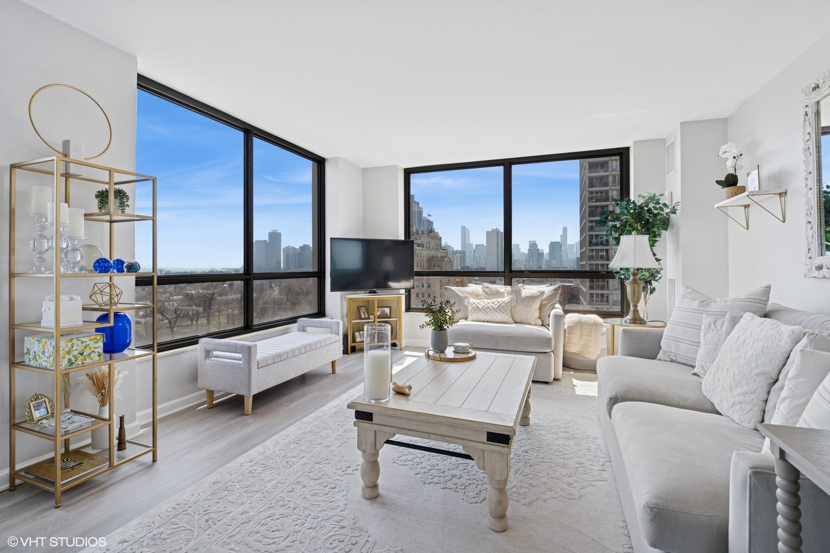 2020 N Lincoln Park West 9G