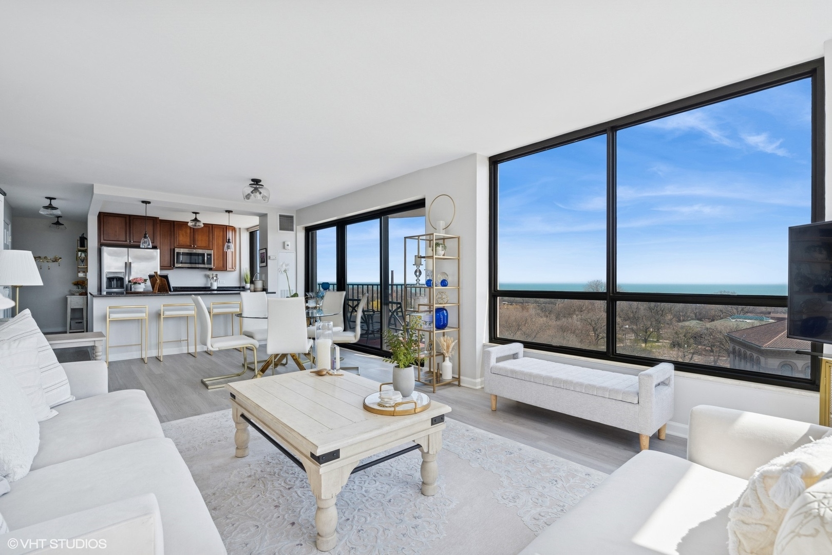 2020 N Lincoln Park West 9G