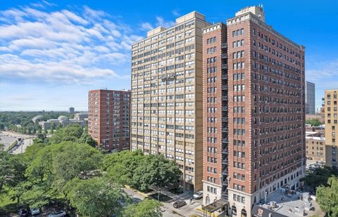 Photo of 5530 S Shore Drive #5B, Chicago, IL 60637 (MLS # 12623423)