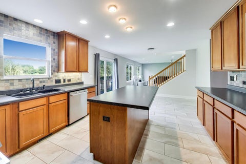 Tiny photo for 1047 Wheatland Drive, Crystal Lake, IL 60014 (MLS # 12661053)