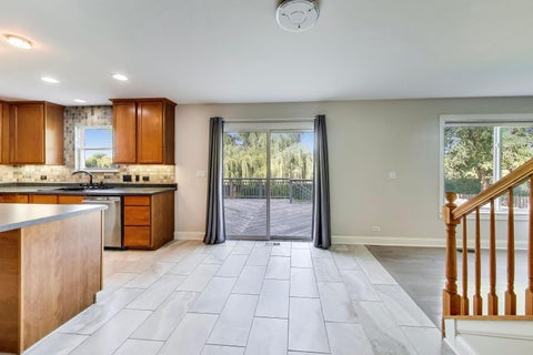 Tiny photo for 1047 Wheatland Drive, Crystal Lake, IL 60014 (MLS # 12661053)