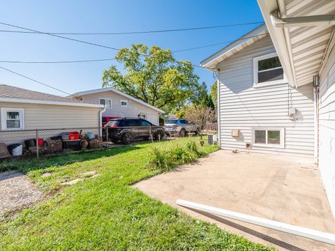 Tiny photo for 901 Garfield Drive, Carpentersville, IL 60110 (MLS # 12486236)
