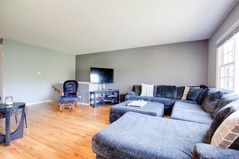 Tiny photo for 21W137 Everest Road, Lombard, IL 60148 (MLS # 12625291)