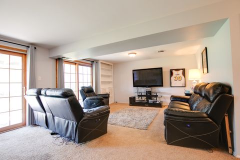 Tiny photo for 21W137 Everest Road, Lombard, IL 60148 (MLS # 12625291)