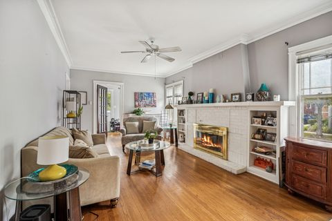 Tiny photo for 222 Le Moyne Parkway, Oak Park, IL 60302 (MLS # 12381907)