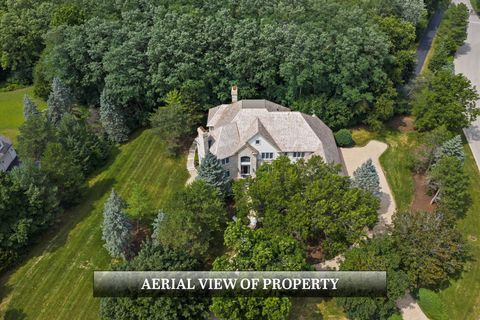 83 S Wynstone Drive North Barrington IL 60010