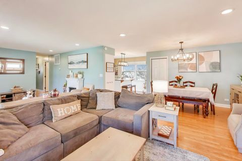 Tiny photo for 18323 W Woodland Terrace, Gurnee, IL 60031 (MLS # 12515772)