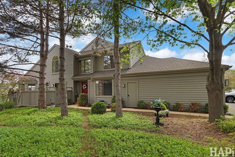 Photo of 897 Longmeadow Court #1044, Lake Barrington, IL 60010 (MLS # 12630420)
