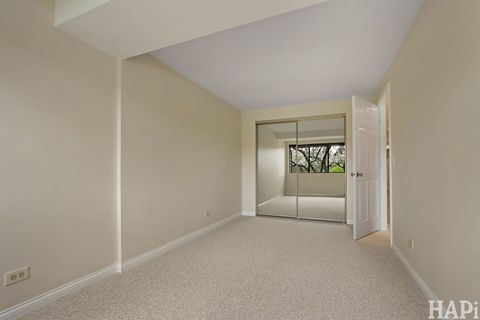 Tiny photo for 897 Longmeadow Court #1044, Lake Barrington, IL 60010 (MLS # 12630420)