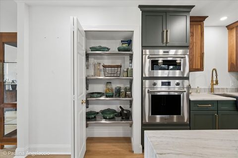 Tiny photo for 897 Longmeadow Court #1044, Lake Barrington, IL 60010 (MLS # 12630420)