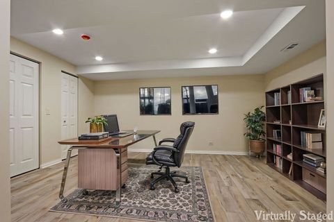 Tiny photo for 897 Longmeadow Court #1044, Lake Barrington, IL 60010 (MLS # 12630420)