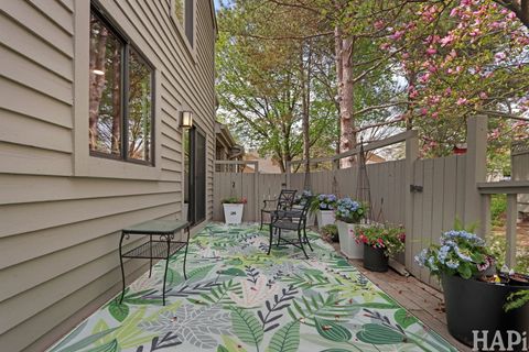 Tiny photo for 897 Longmeadow Court #1044, Lake Barrington, IL 60010 (MLS # 12630420)