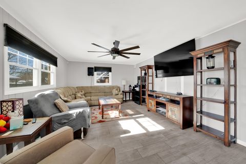 Tiny photo for 4033 W 109th Street, Oak Lawn, IL 60453 (MLS # 12558037)