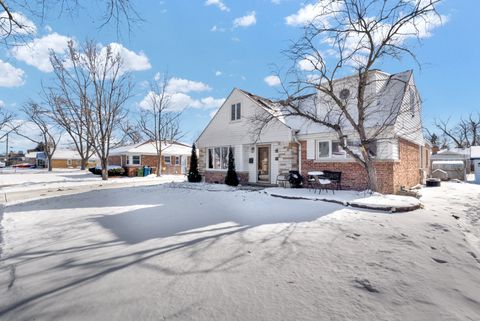 Tiny photo for 4033 W 109th Street, Oak Lawn, IL 60453 (MLS # 12558037)
