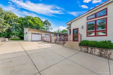 A home in Willowbrook