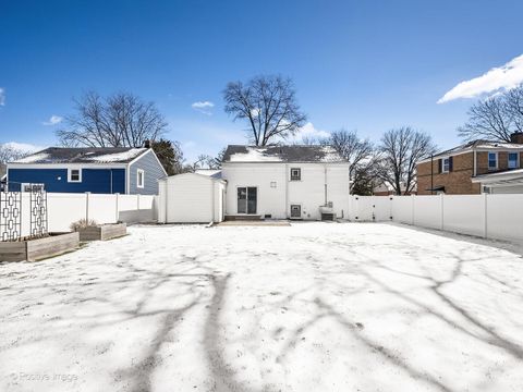 Tiny photo for 1020 Newberry Avenue, La Grange Park, IL 60526 (MLS # 12573552)