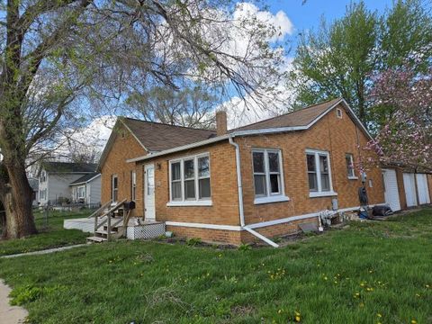 Photo of 229 S Mason Street, Amboy, IL 61310 (MLS # 12624366)