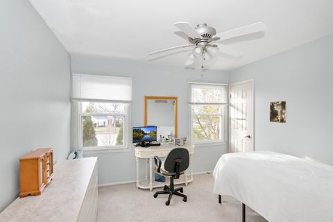 Tiny photo for 2013 Briar Hill Drive W, Schaumburg, IL 60194 (MLS # 12592083)