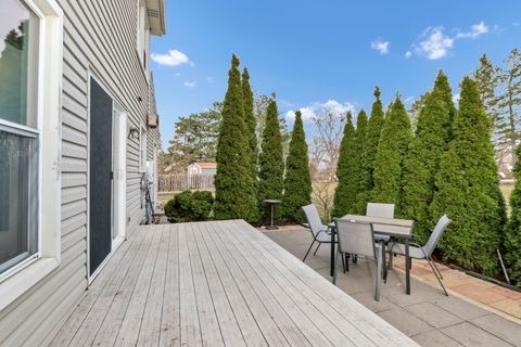 Tiny photo for 2013 Briar Hill Drive W, Schaumburg, IL 60194 (MLS # 12592083)