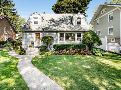 Tiny photo for 325 E York Avenue, West Chicago, IL 60185 (MLS # 12480872)