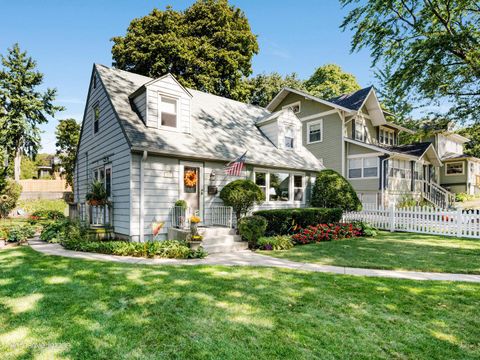 Tiny photo for 325 E York Avenue, West Chicago, IL 60185 (MLS # 12480872)