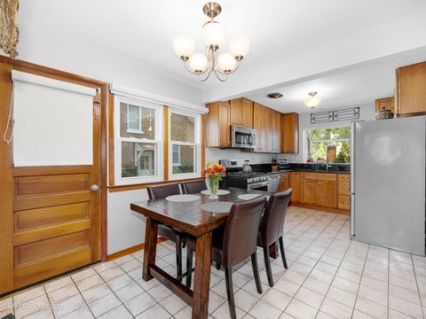 Tiny photo for 325 E York Avenue, West Chicago, IL 60185 (MLS # 12480872)