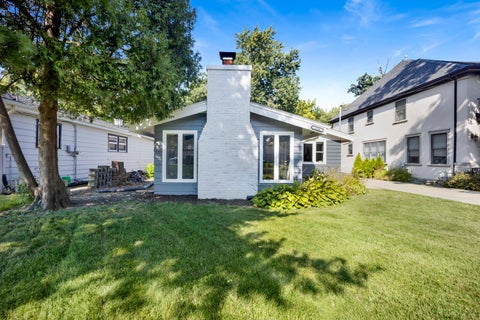 Photo of 376 N WEST Avenue, Elmhurst, IL 60126 (MLS # 12769888)