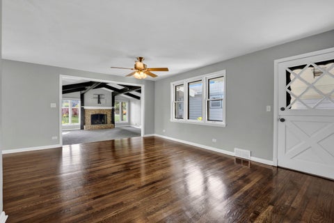 Tiny photo for 376 N WEST Avenue, Elmhurst, IL 60126 (MLS # 12769888)