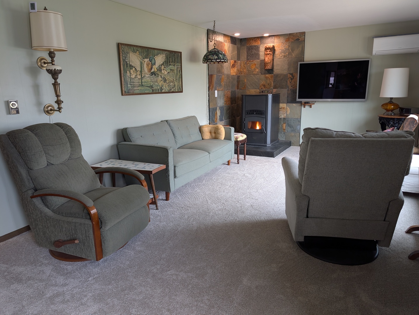 2155 Oriole Drive