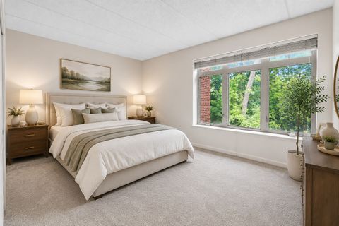 Tiny photo for 425 N BENJAMIN Drive #205, Vernon Hills, IL 60061 (MLS # 12663315)