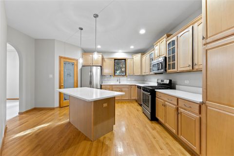 Tiny photo for 10200 S Artesian Avenue, Chicago, IL 60655 (MLS # 12493658)