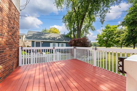 Tiny photo for 10200 S Artesian Avenue, Chicago, IL 60655 (MLS # 12493658)