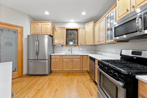 Tiny photo for 10200 S Artesian Avenue, Chicago, IL 60655 (MLS # 12493658)