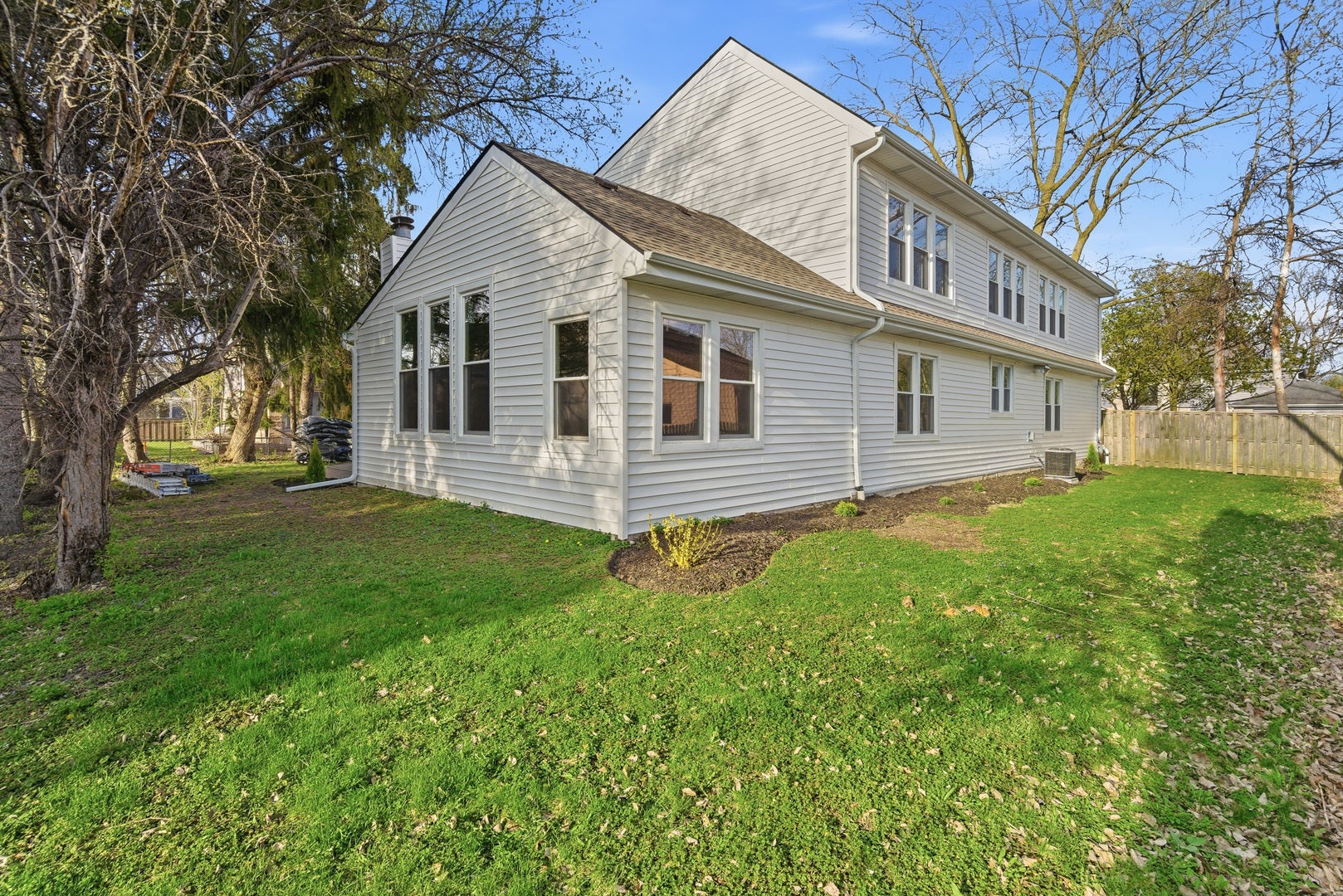 48 Birchwood Avenue