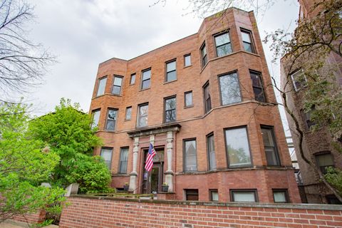 Tiny photo for 1050 W Byron Street #2W, Chicago, IL 60613 (MLS # 12623728)