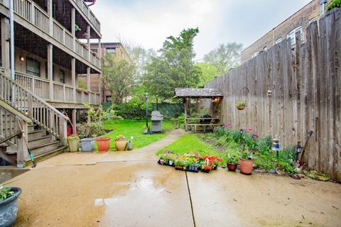 Tiny photo for 1050 W Byron Street #2W, Chicago, IL 60613 (MLS # 12623728)