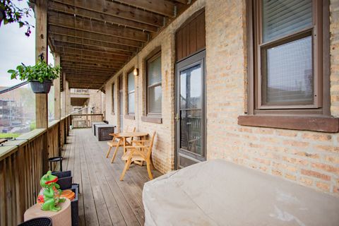 Tiny photo for 1050 W Byron Street #2W, Chicago, IL 60613 (MLS # 12623728)