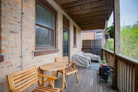 Tiny photo for 1050 W Byron Street #2W, Chicago, IL 60613 (MLS # 12623728)