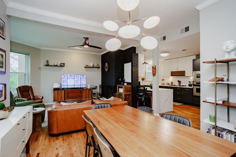 Tiny photo for 1050 W Byron Street #2W, Chicago, IL 60613 (MLS # 12623728)