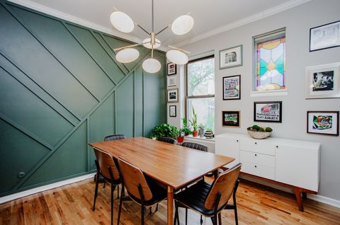 Tiny photo for 1050 W Byron Street #2W, Chicago, IL 60613 (MLS # 12623728)