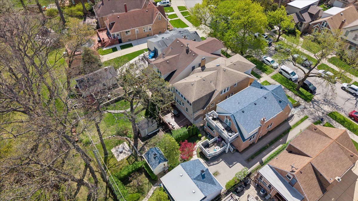 6037 N Menard Avenue