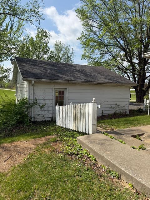 Tiny photo for 3486 State Route 13 Highway, Pinckneyville, IL 62274 (MLS # 12622879)