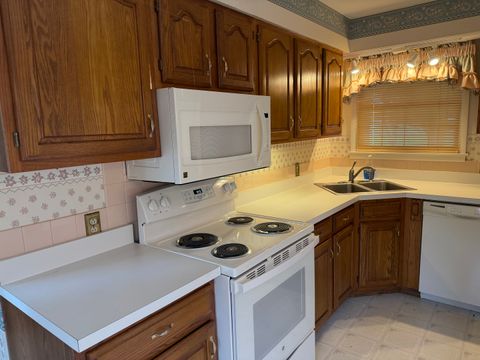 Tiny photo for 3486 State Route 13 Highway, Pinckneyville, IL 62274 (MLS # 12622879)