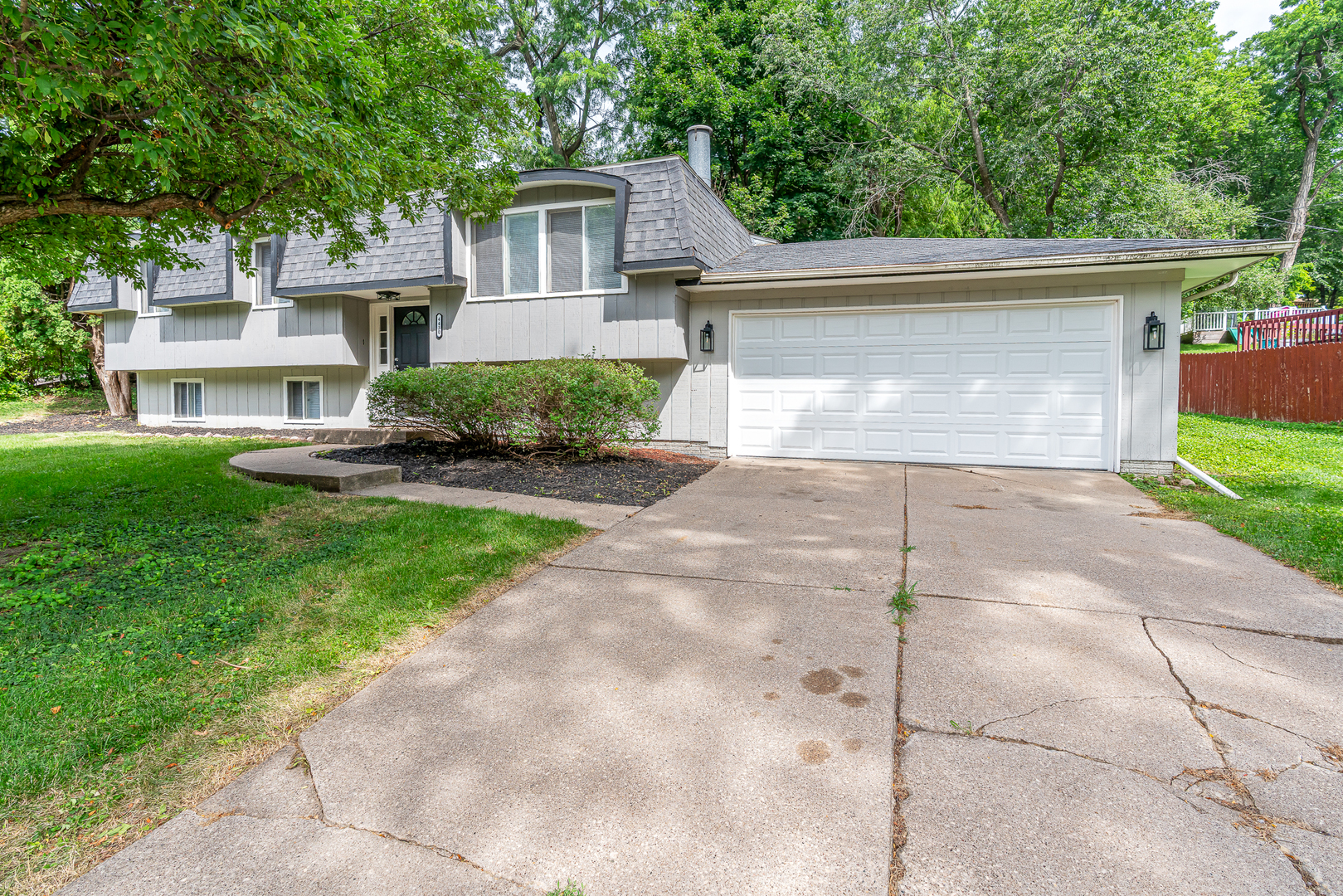 4430 CANTERBURY Lane - Photo 2
