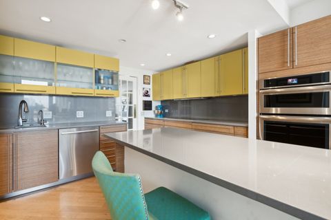 Tiny photo for 2314 N LINCOLN PARK WEST Park #11S, Chicago, IL 60614 (MLS # 12471917)