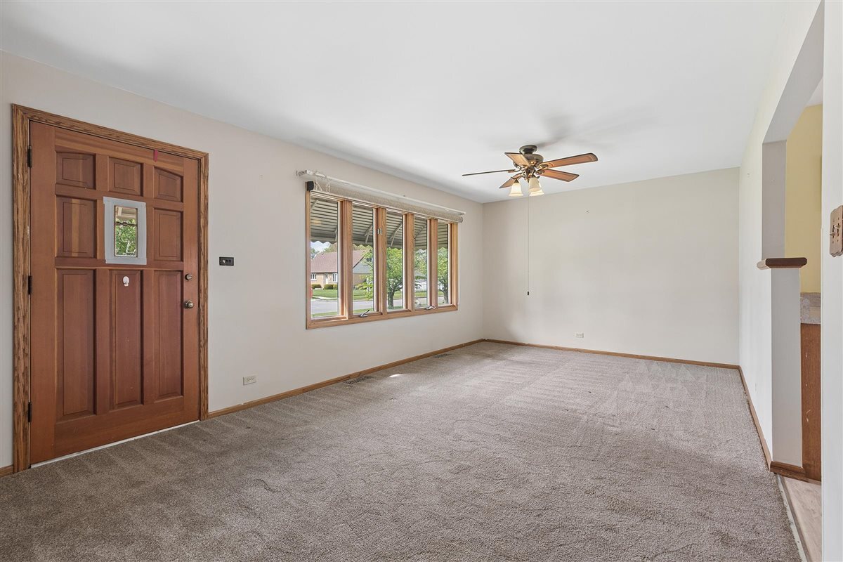 6854 Saratoga Drive