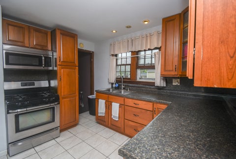 Tiny photo for 613 N Frolic Avenue, Waukegan, IL 60085 (MLS # 12666593)