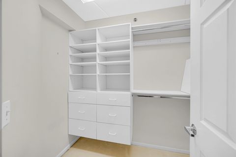 Tiny photo for 730 Creekside Drive #405C, Mount Prospect, IL 60056 (MLS # 12481058)