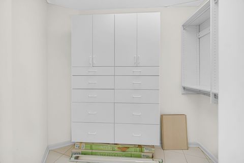 Tiny photo for 730 Creekside Drive #405C, Mount Prospect, IL 60056 (MLS # 12481058)